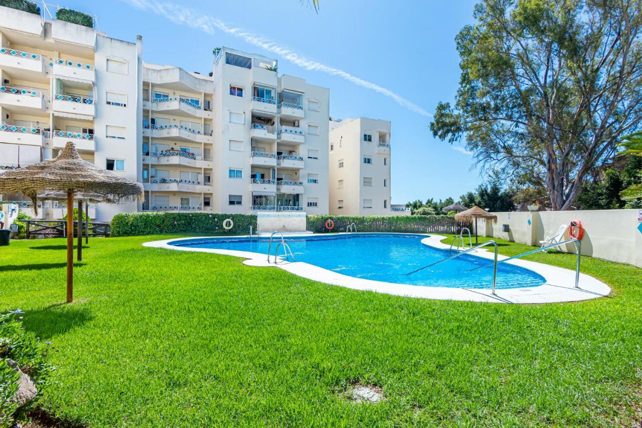 Sun & Sand Beach Apartment Marbella Buitenkant foto